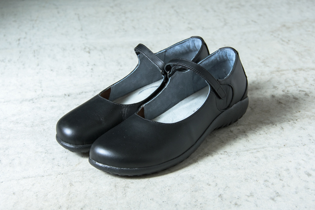 NAOTの靴 REKA（レカ）Blackのこと ｜器と雑貨のFRANK